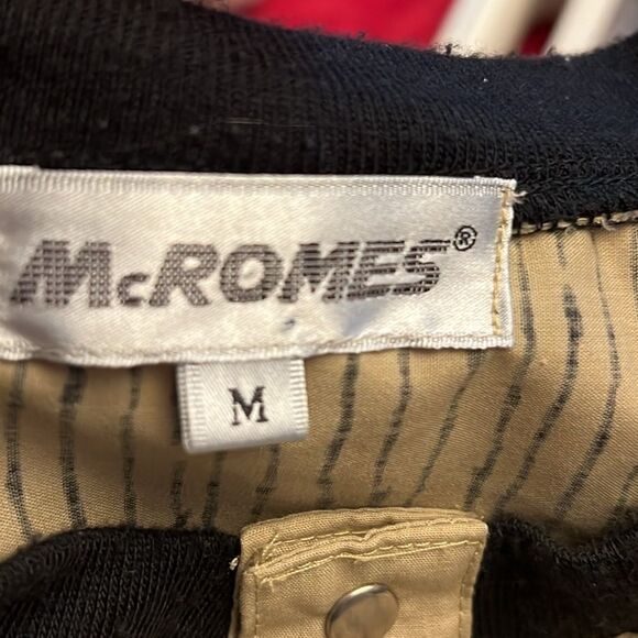 Vintage McRomes Men's Short Sleeve Top - Size Medium - Picture 7 of 7